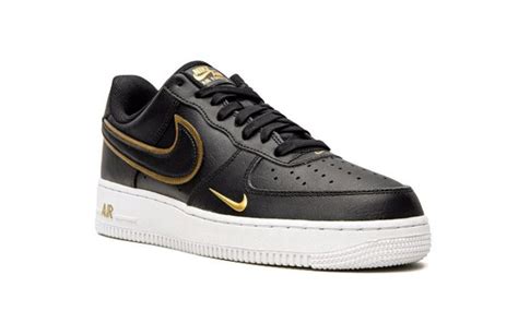 nike air force zwart goud dames|Nike Air Force 1 outfit.